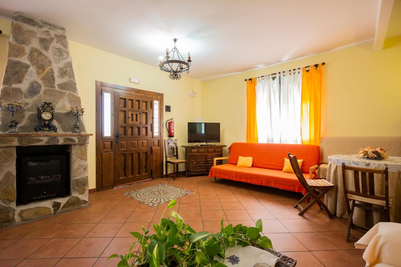 Casa Rural Las Eras Valdelaguna Екстериор снимка