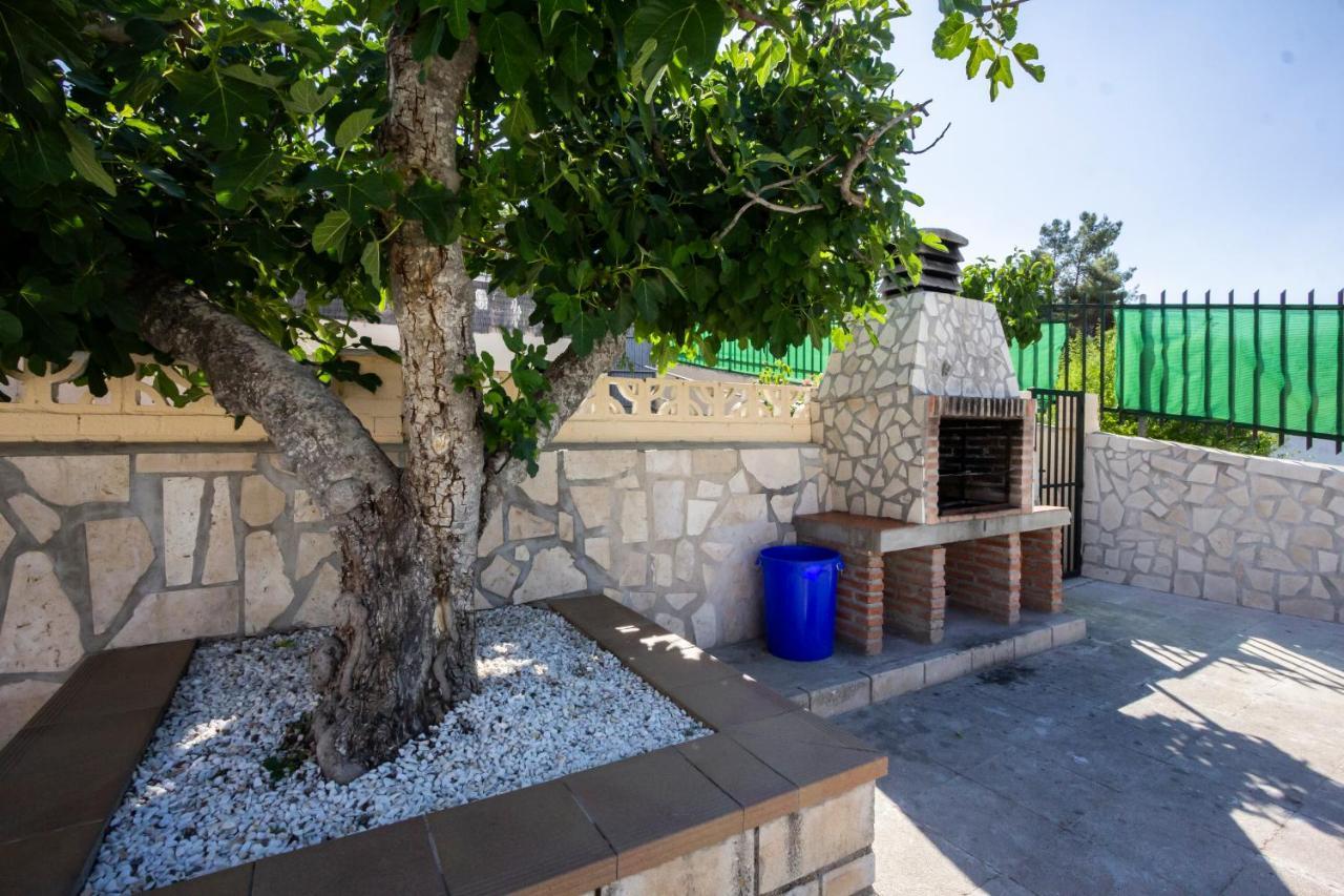 Casa Rural Las Eras Valdelaguna Екстериор снимка